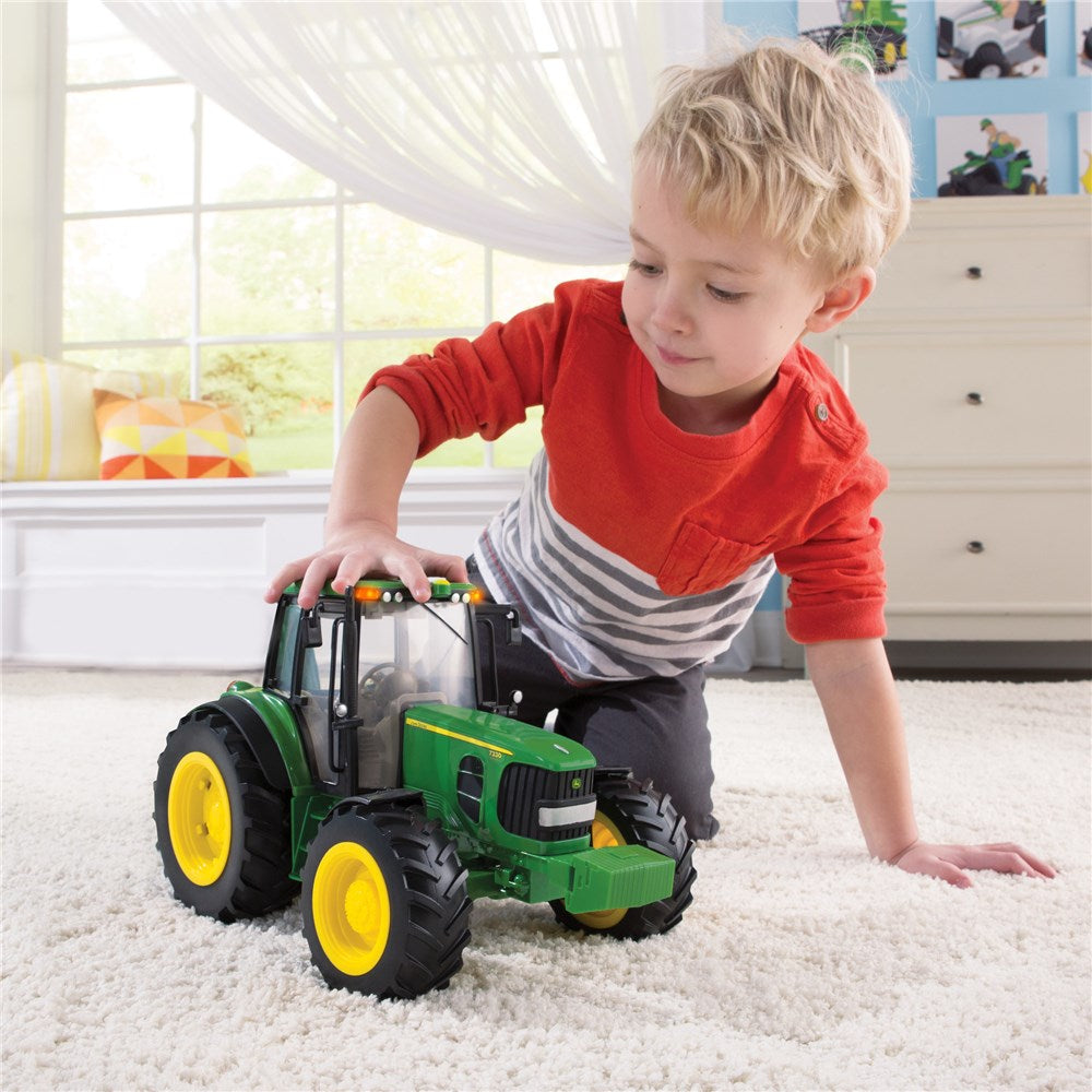 John Deere 1:16 Big Farm 7330 Tractor