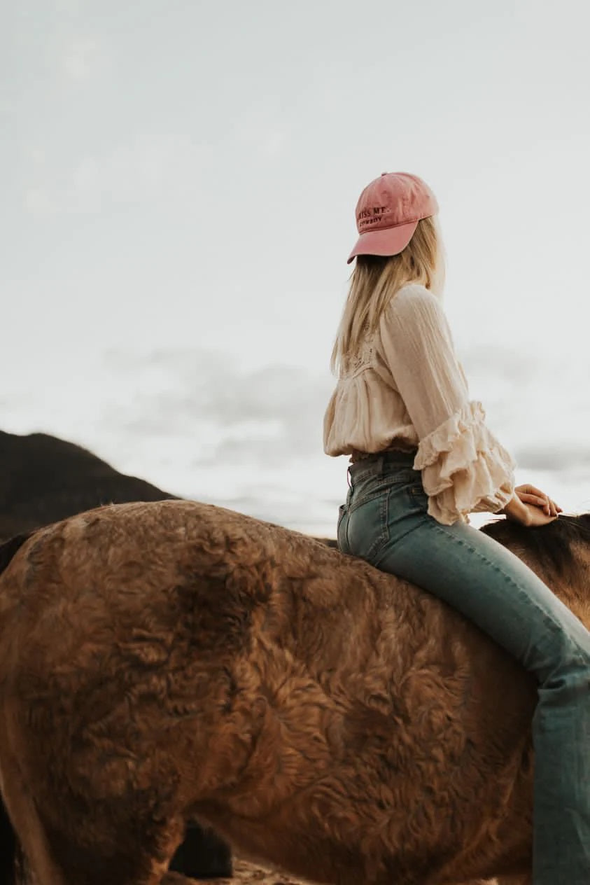 FAR MER Kiss Me Cowboy Cap