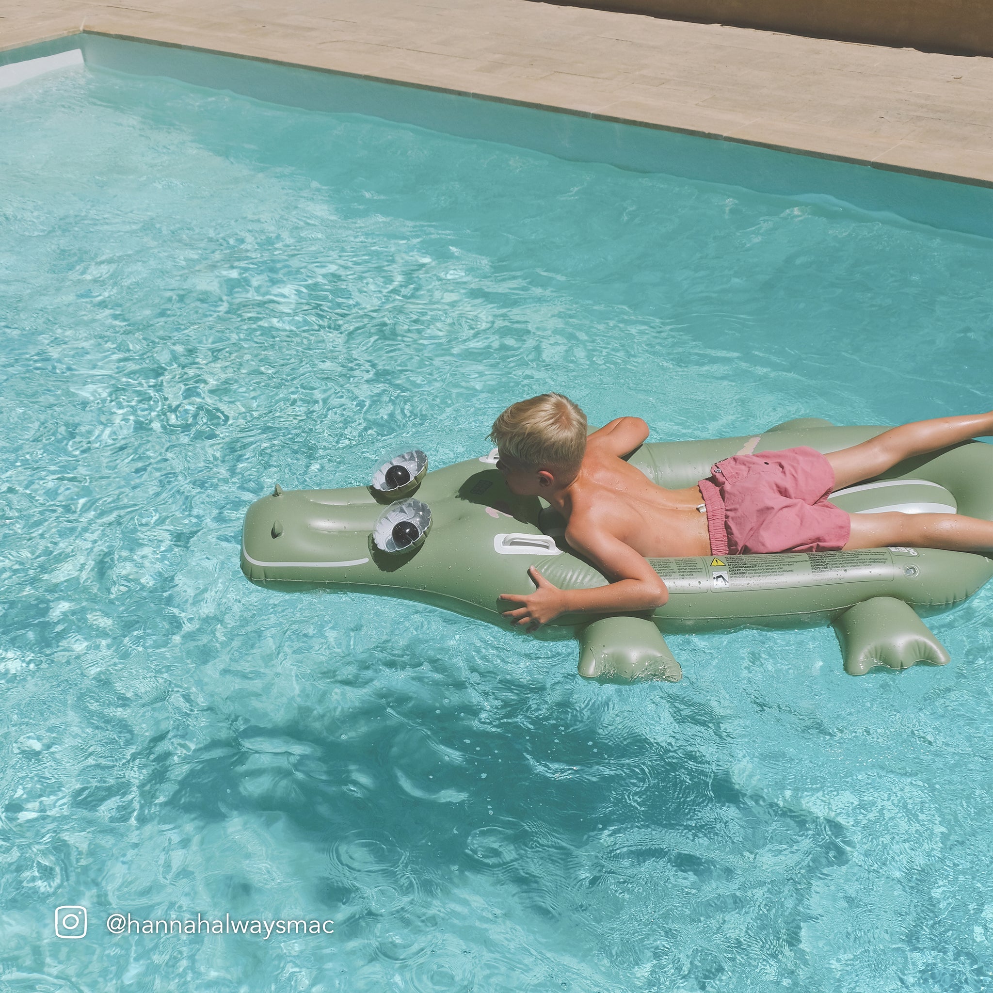 Sunnylife Kids Lie-On Float Cookie the Croc